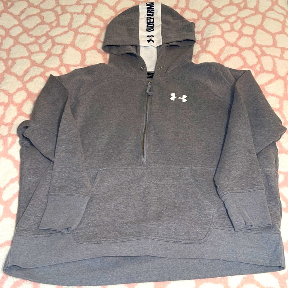 Gray UA women’s XL 1/4 hoodie